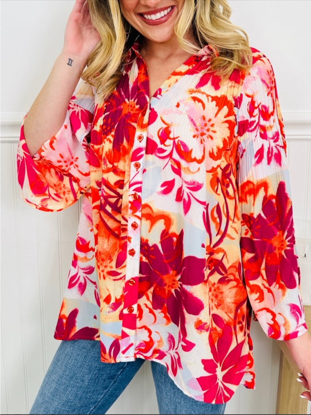 NWOT Sunny Leigh Pink & Orange Floral Button-Down Blouse